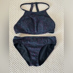 Lululemon Set: See the Sea Swim Top 4 and Sunshine Ahead Mid Rise Swim Bottom 4